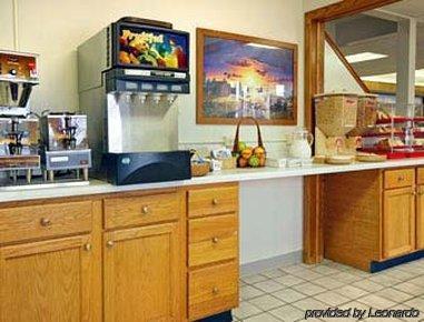 Super 8 By Wyndham Walnut Hotel Restaurant billede